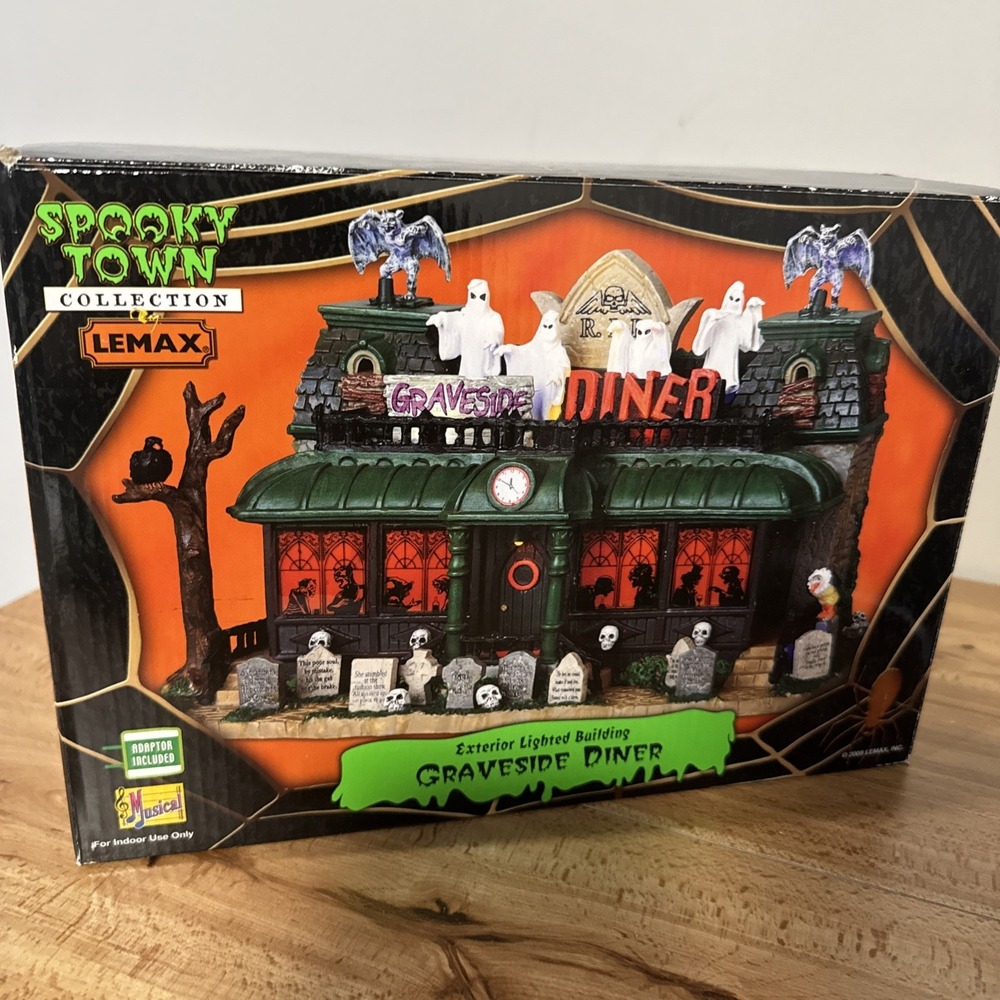 Lemax Spooky Town Graveside Diner # 95805 Halloween Village Retired - Picture 6 of 8